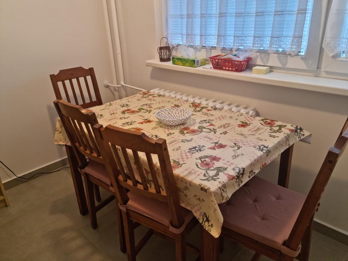 Apartment Nh12 Pozsony Kültér fotó